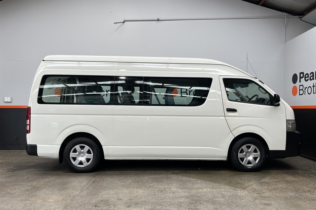 2010 Toyota Hiace