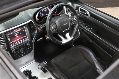 2015 Jeep Grand Cherokee - Thumbnail