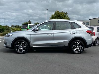 2025 MG ZS - Thumbnail