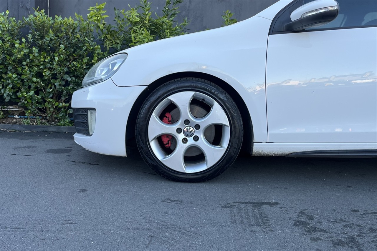2009 Volkswagen GOLF