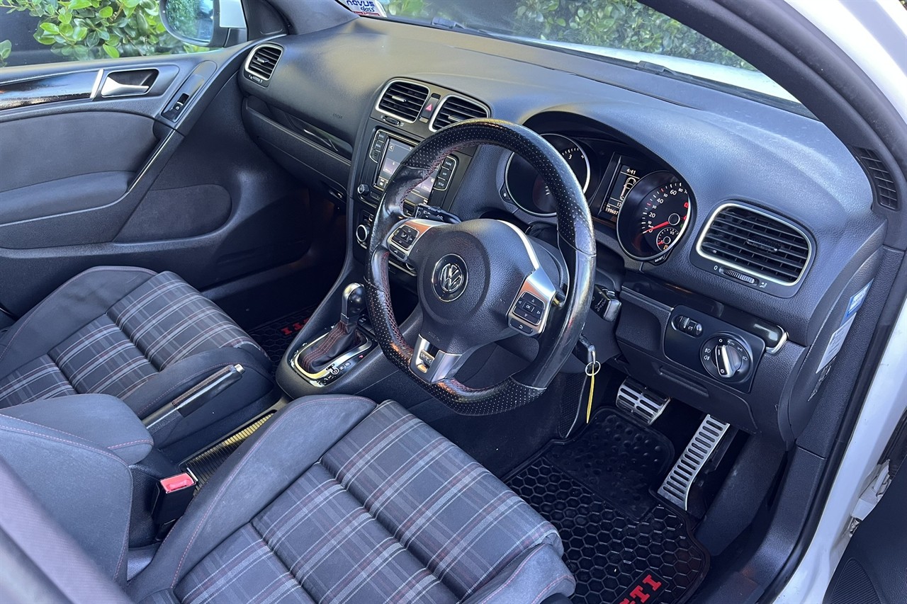 2009 Volkswagen GOLF