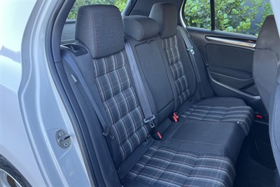 2009 Volkswagen GOLF - Thumbnail