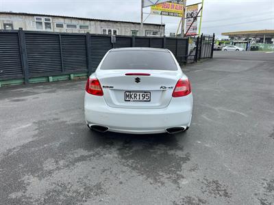 2009 Suzuki Kizashi - Thumbnail