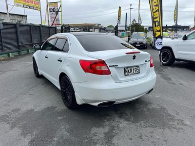 2009 Suzuki Kizashi - Thumbnail