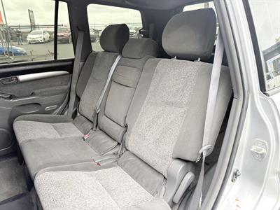 2005 Toyota Landcruiser Prado - Thumbnail