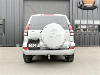 2005 Toyota Landcruiser Prado - Thumbnail