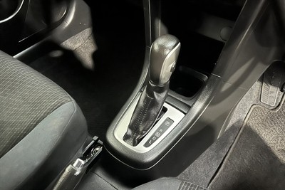 2015 Suzuki Swift - Thumbnail