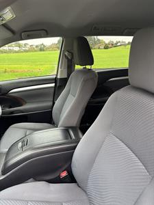 2015 Toyota Highlander - Thumbnail