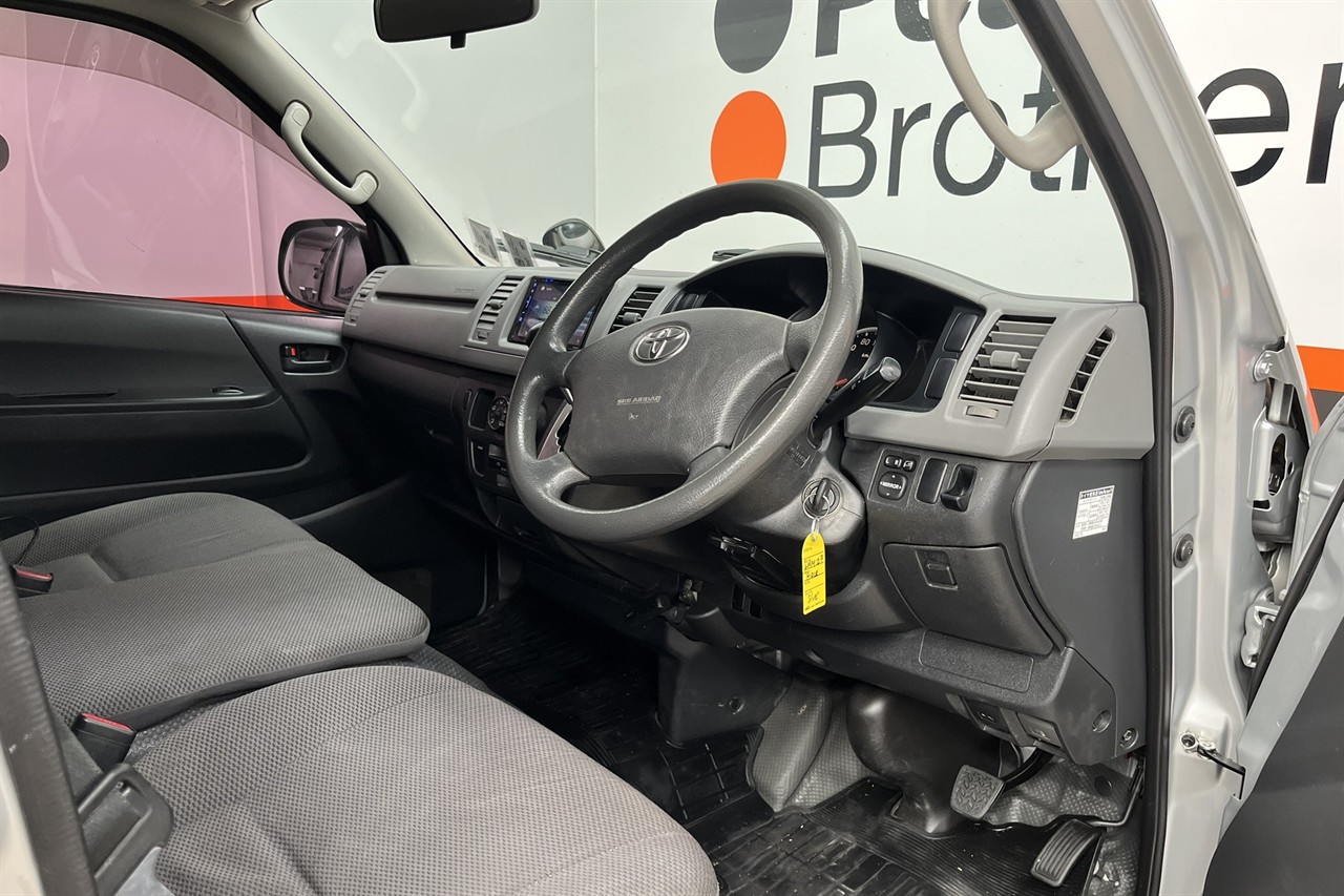 2013 Toyota Hiace