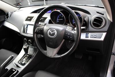2011 Mazda Axela - Thumbnail