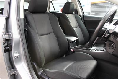 2011 Mazda Axela - Thumbnail