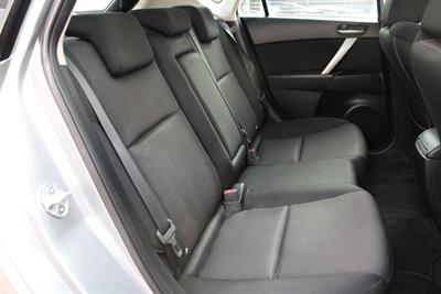 2011 Mazda Axela - Thumbnail