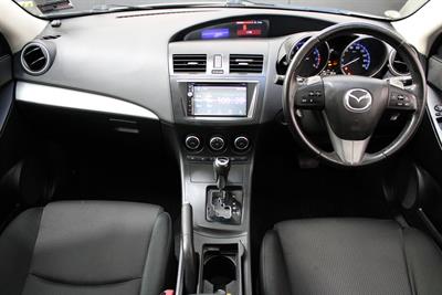2011 Mazda Axela - Thumbnail