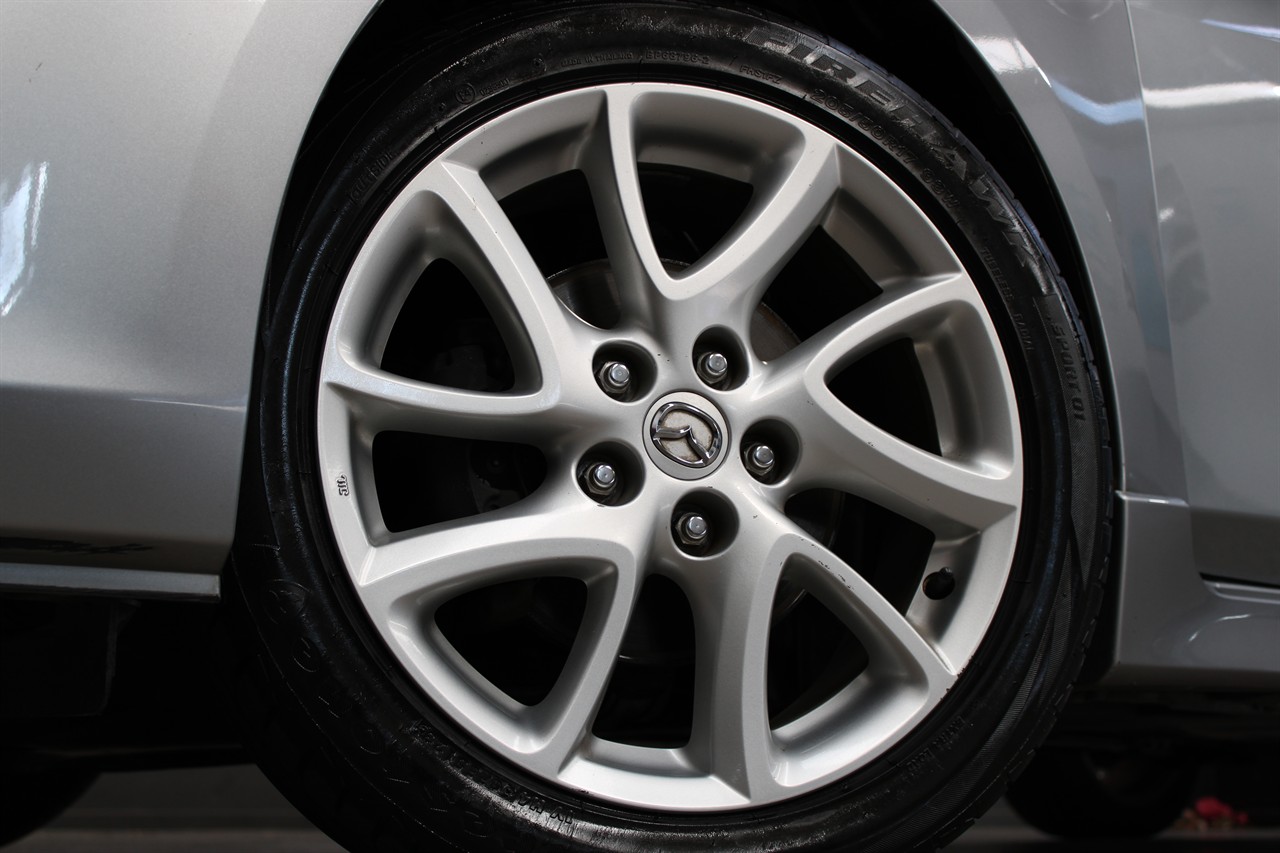 2011 Mazda Axela