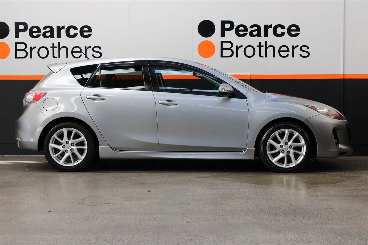 2011 Mazda Axela