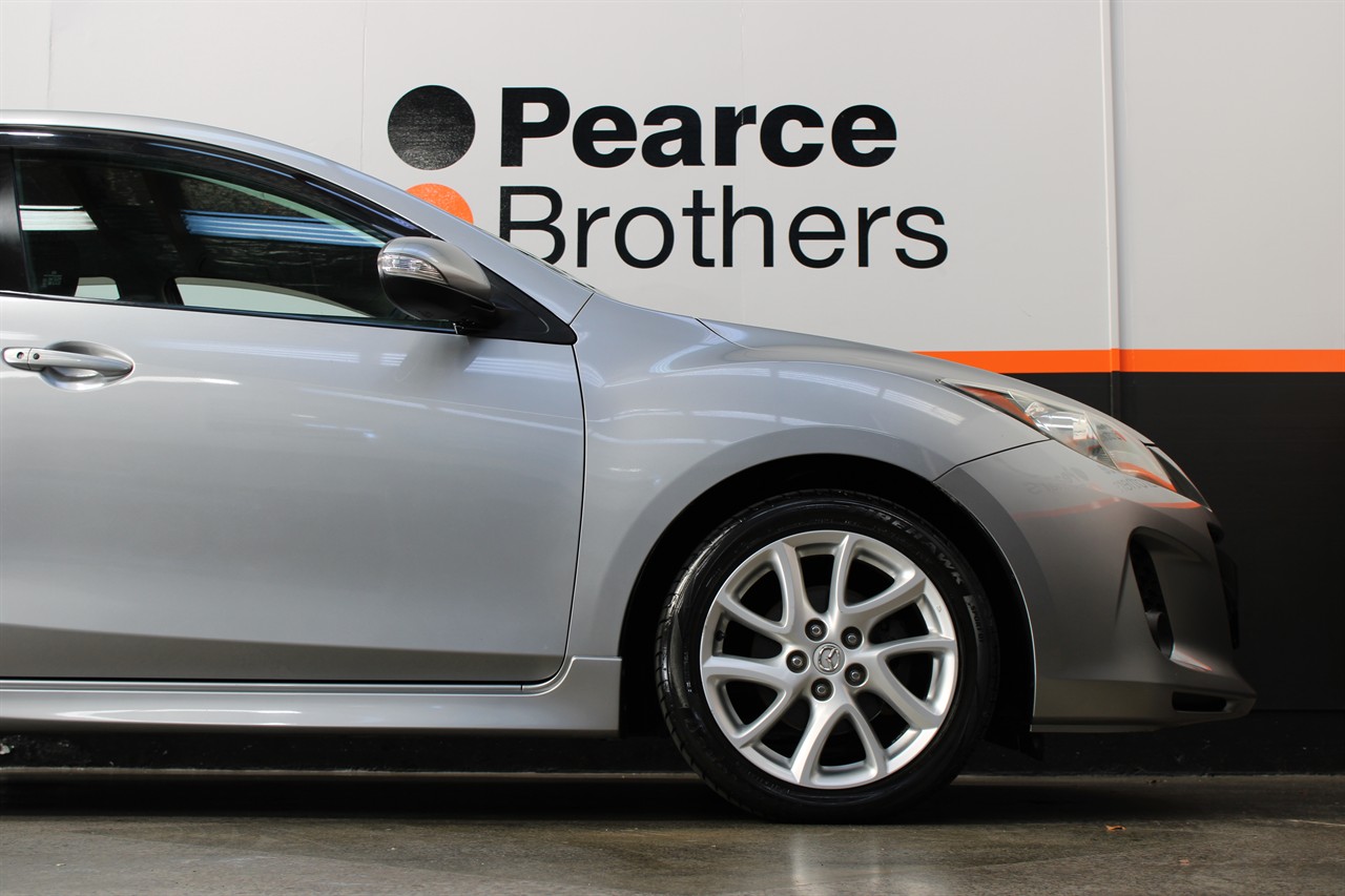 2011 Mazda Axela