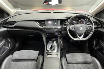 2019 Holden Commodore - Thumbnail