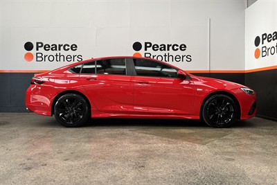 2019 Holden Commodore - Thumbnail