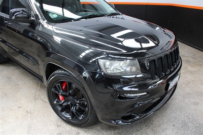 2013 Jeep Grand Cherokee - Thumbnail