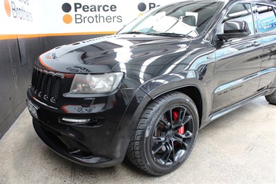 2013 Jeep Grand Cherokee - Thumbnail