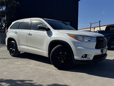 2015 Toyota Highlander - Image Coming Soon