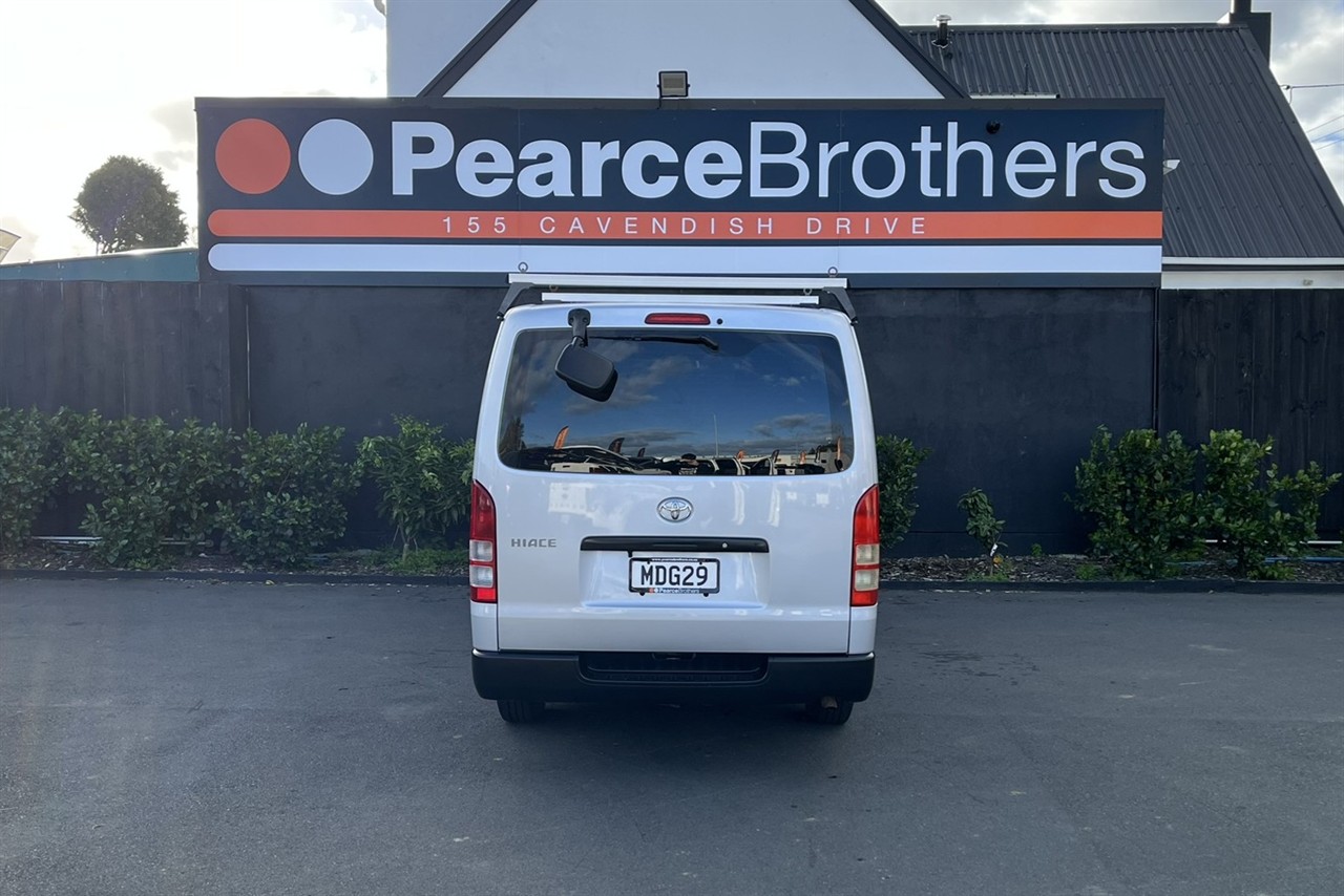 2015 Toyota Hiace