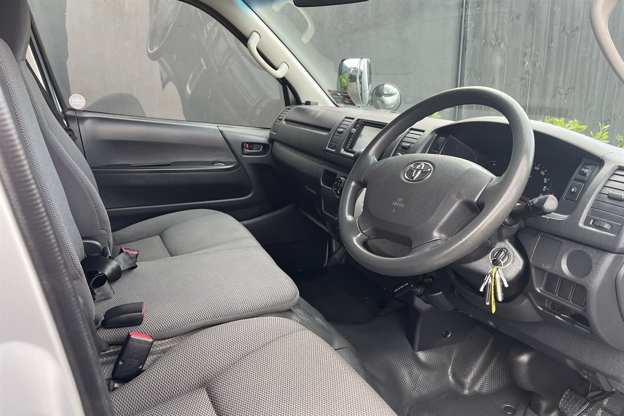 2015 Toyota Hiace