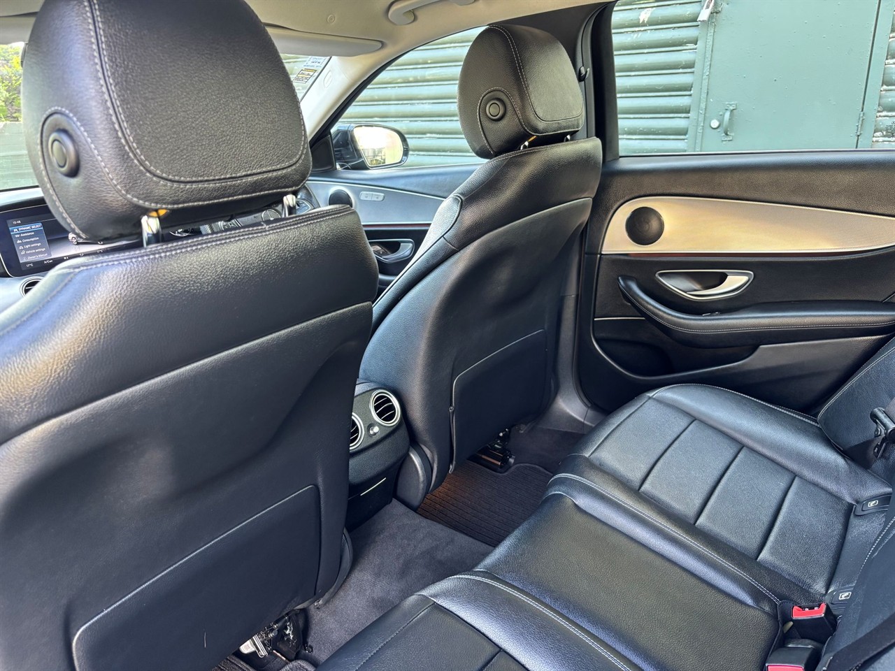 2016 Mercedes-Benz E 220