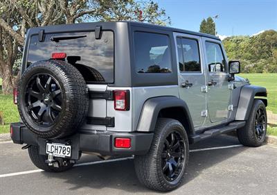 2017 Jeep WRANGLER - Thumbnail