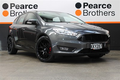 2017 Ford Focus - Thumbnail