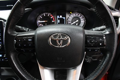 2020 Toyota Hilux - Thumbnail