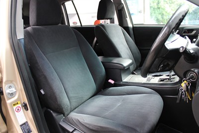 2011 Toyota HIGHLANDER - Thumbnail
