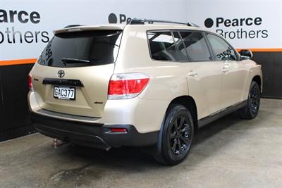 2011 Toyota HIGHLANDER - Thumbnail