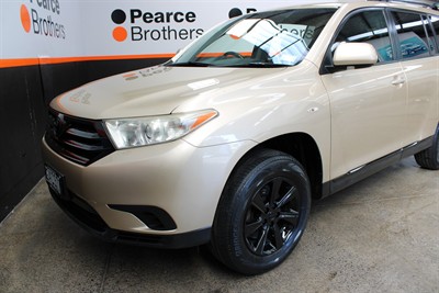 2011 Toyota HIGHLANDER - Thumbnail