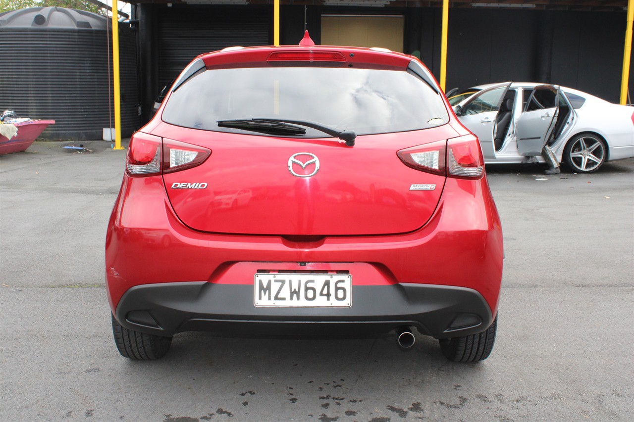2015 Mazda Demio