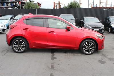 2015 Mazda Demio - Thumbnail