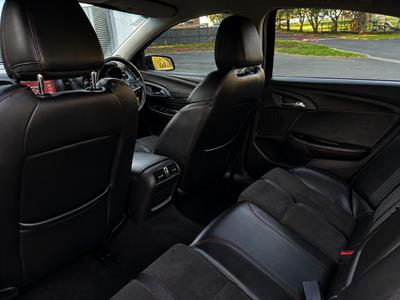 2015 Holden Commodore - Thumbnail