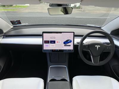 2021 Tesla Model 3 - Thumbnail
