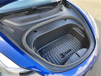 2021 Tesla Model 3 - Thumbnail