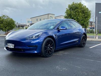 2021 Tesla Model 3 - Thumbnail