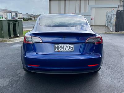 2021 Tesla Model 3 - Thumbnail