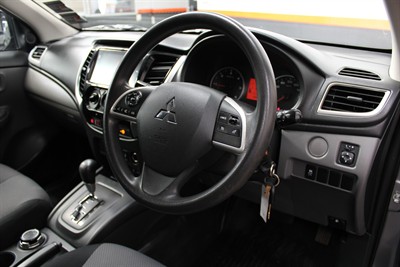 2018 Mitsubishi Triton - Thumbnail