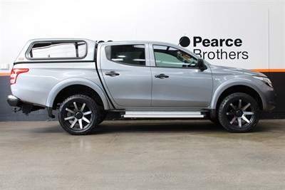 2018 Mitsubishi Triton - Thumbnail