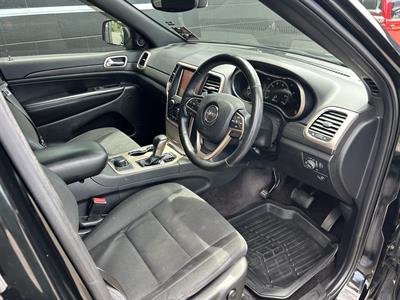 2017 Jeep Grand Cherokee - Thumbnail