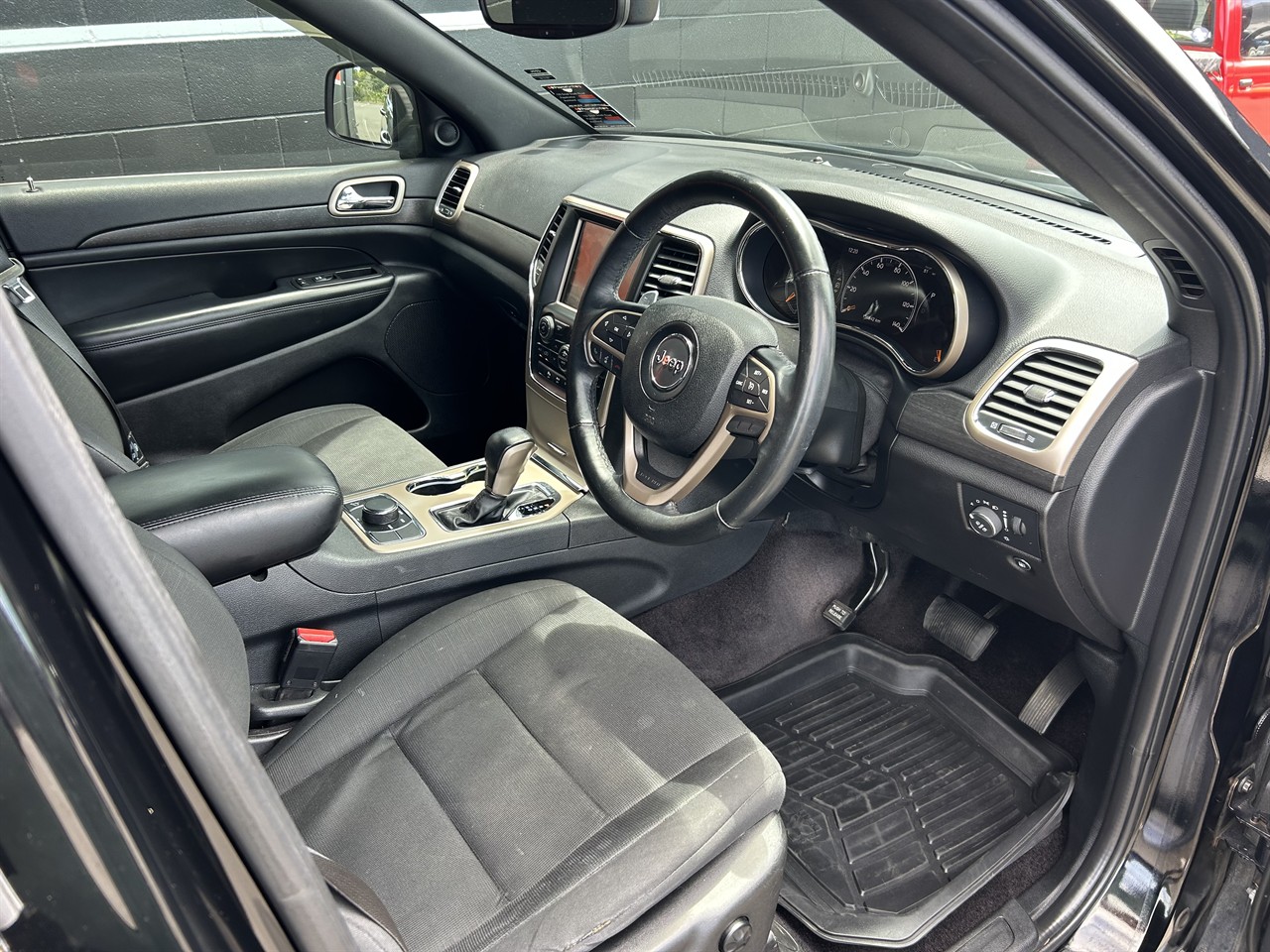 2017 Jeep Grand Cherokee