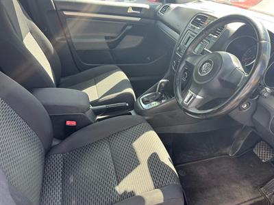 2011 Volkswagen GOLF - Thumbnail