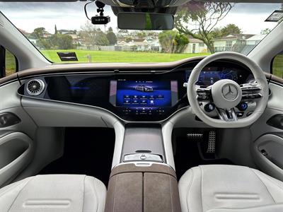 2022 Mercedes-Benz EQS - Thumbnail