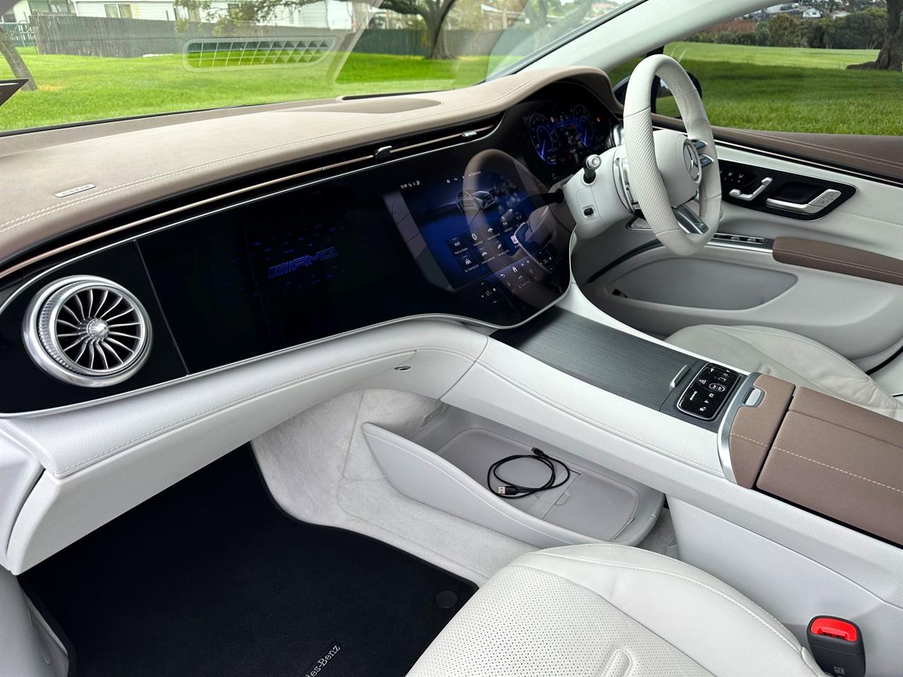 2022 Mercedes-Benz EQS