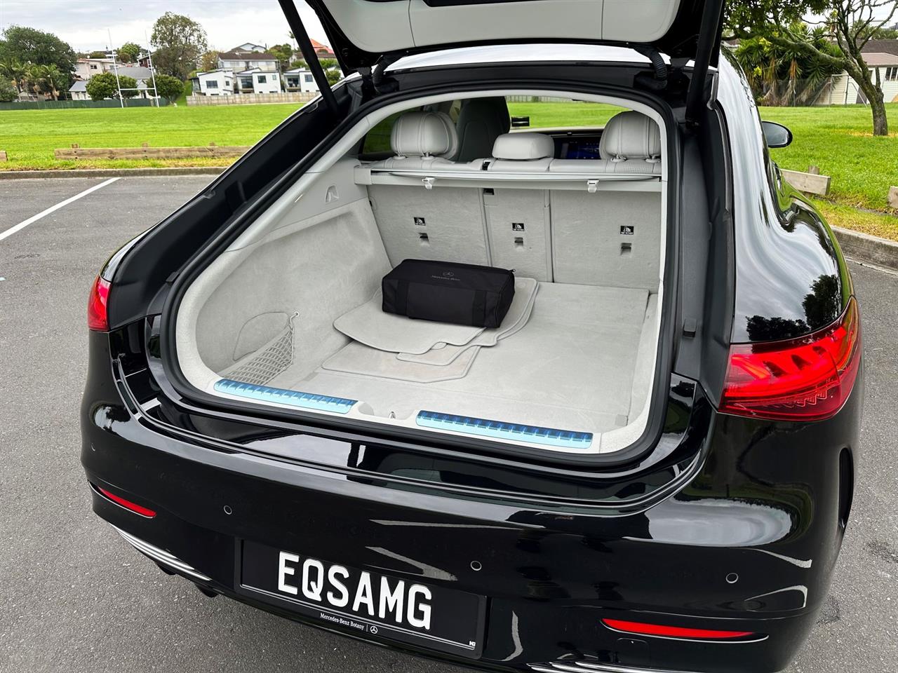 2022 Mercedes-Benz EQS
