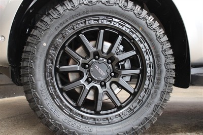 2016 Ford Everest - Thumbnail